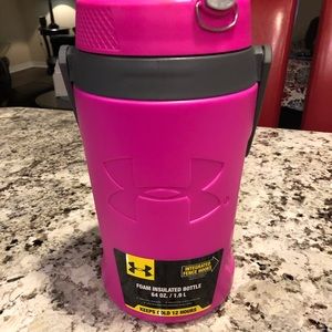 64 oz Under Armour water jug
